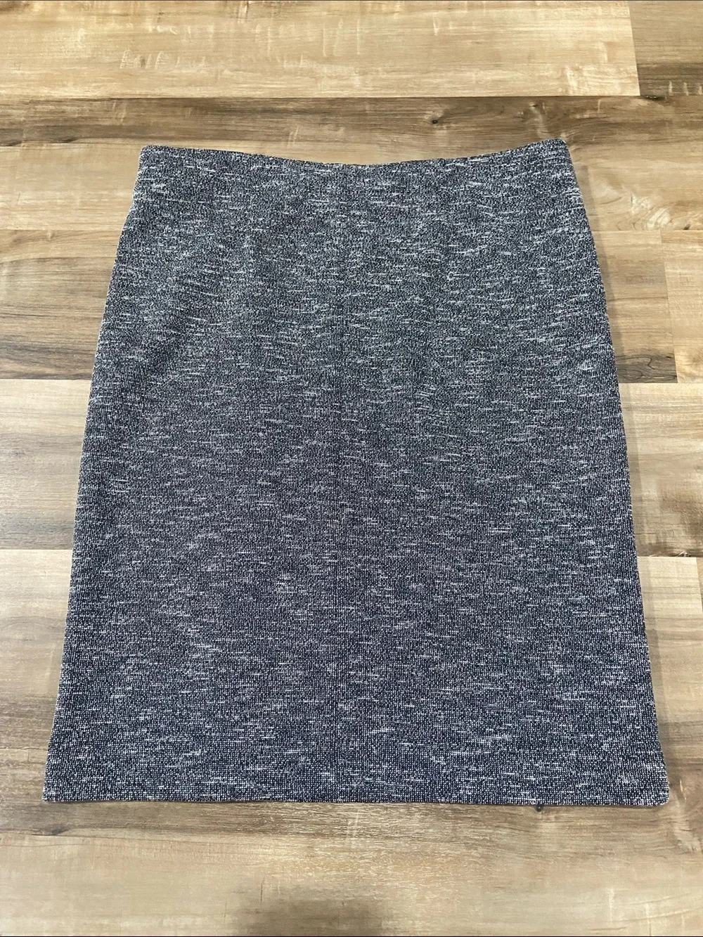 LOFT tailored pencil